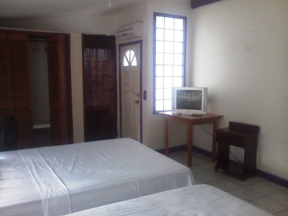 Amelia Guest House 圣佩德罗 外观 照片